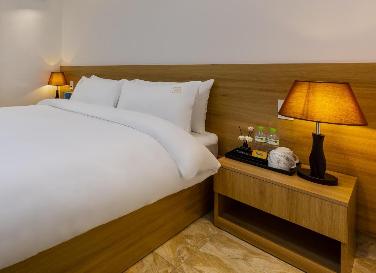Cat Ba Hongkong Hotel Dong Khe Sau Bagian luar foto