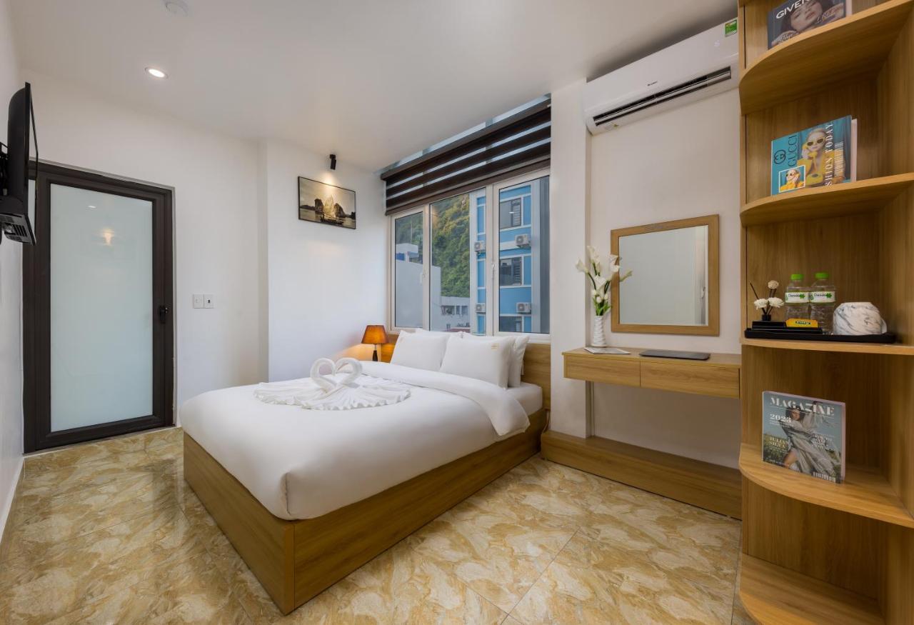 Cat Ba Hongkong Hotel Dong Khe Sau Bagian luar foto