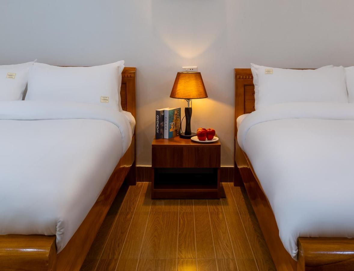 Cat Ba Hongkong Hotel Dong Khe Sau Bagian luar foto